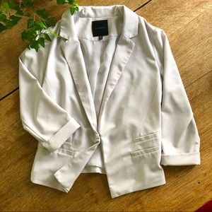 Dynamite white blazer, like new